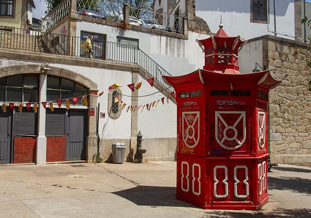 Quiosque no Largo de Mompilher (antigo Largo da Picaria)